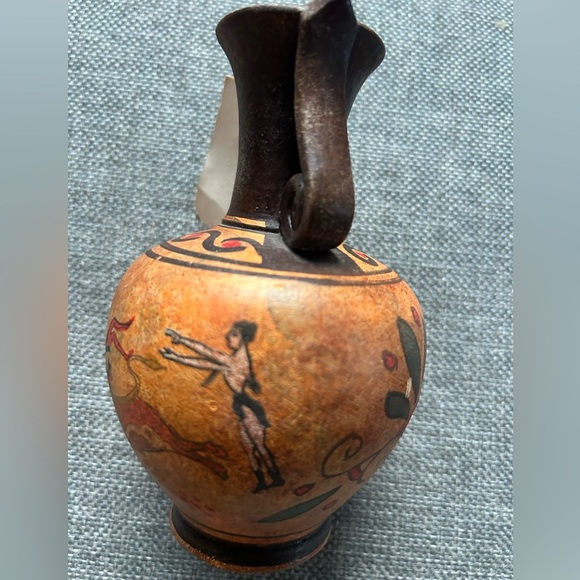 Vintage vase The bull-leaping fresco original Greek pottery vase hand painted - Picture 5 of 13